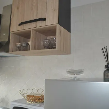 Giramondo Gold Airport Apartment