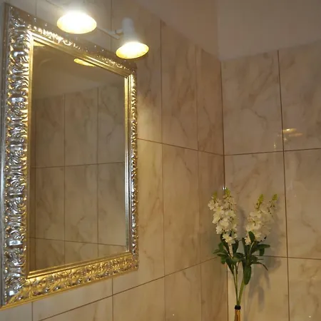 Giramondo Gold Airport * Fiumicino